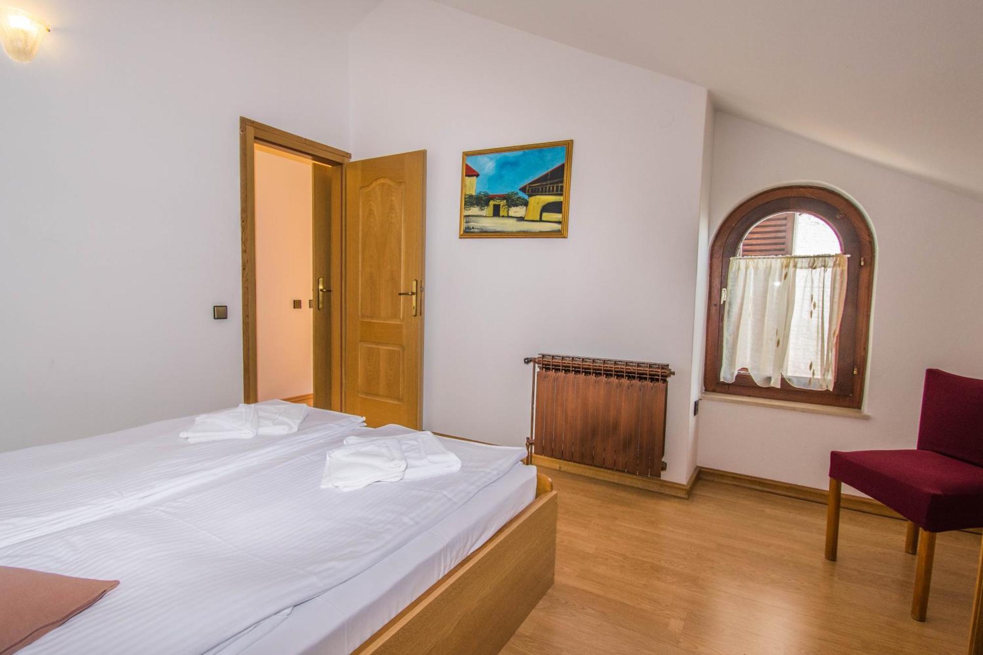 Apartments Punta & Vista In Krk Veglia Exterior foto